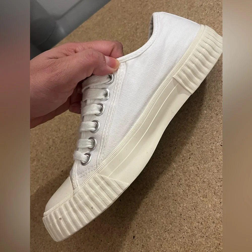 s.Oliver Canvas Sneakers Size 37 - Picture 14 of 15